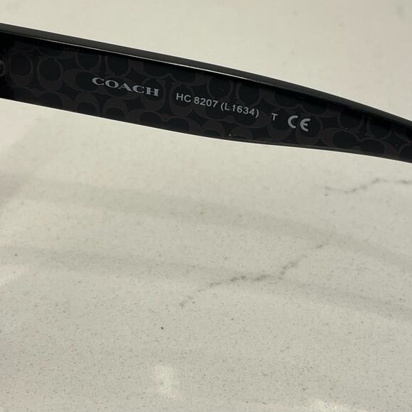 Coach HC8207 Women’s Square Sunglasses With Case Cloth Slight Lens Edge Scratch - Picture 6 of 12
